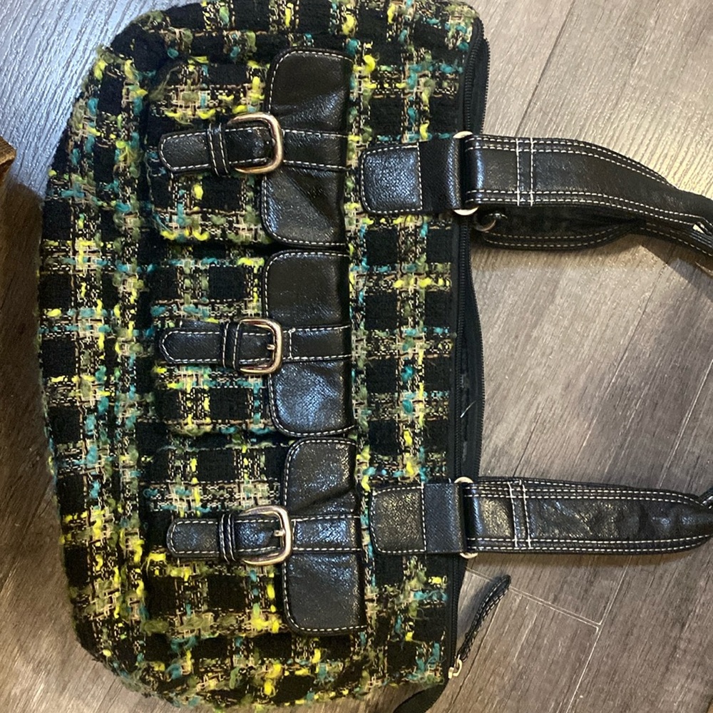 In & Out purse y 2k style pockets weave